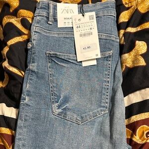 Zara Women's Light Blue Skinny Jeans